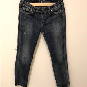 Silver Jeans Twisted Capri Size 28 Medium Wash